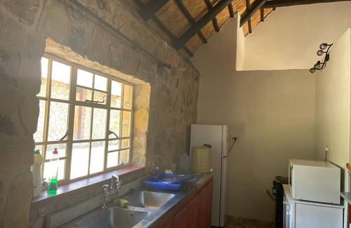 Nyanga Apartment | Lovely 3 bed house in Juliasdale - 2273