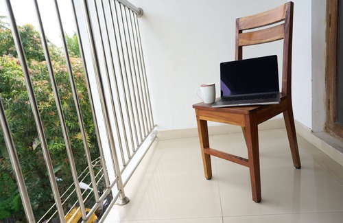 Kochi Apartment | Lovely 3-br. flat at Kadavanthra