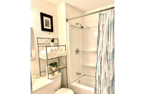 Hickory Apartment | LOVELY AND COMFORTABLE APARTMENT, PETS WELCOME