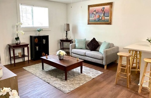 Hickory Apartment | LOVELY AND COMFORTABLE APARTMENT, PETS WELCOME