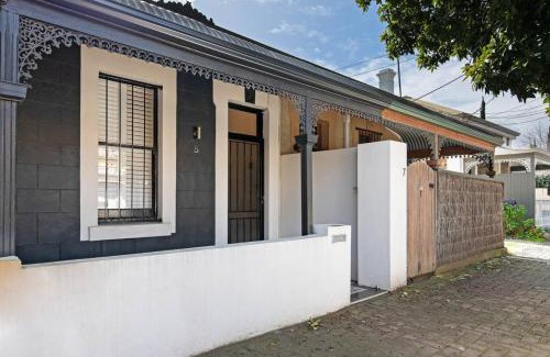 Norwood House | Lovely and Spacious 2-bedroom home in Norwood