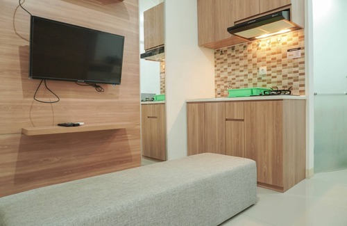 Rawasari Apartment | Lovely and Strategic Studio at Green Pramuka Apartment