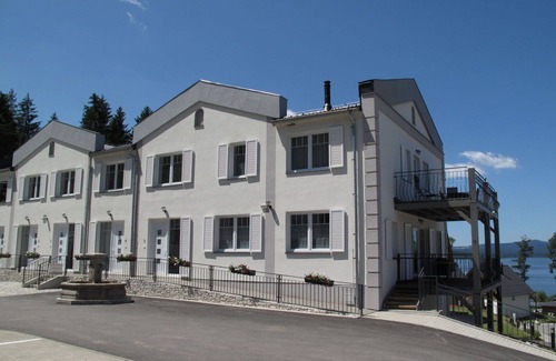 Lojzova Paseka Apartment | Lovely apartment for 4 people with WIFI, TV, balcony and pets allowed