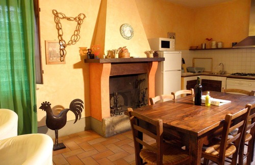 Monteleone d'Orvieto Apartment | Lovely apartment for 7 guests with pool, WIFI