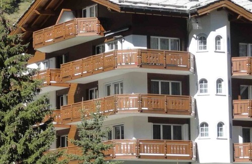 Saas-Fee Apartment | Lovely apartment for 2 people with WIFI, TV and balcony