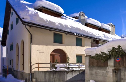 Celerina-Schlarigna Apartment | Lovely apartment for 4 guests with WIFI, TV and parking