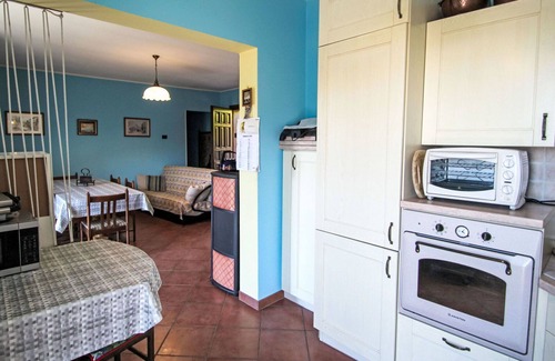 Premeno Apartment | Lovely apartment for 4 guests with TV, balcony, pets allowed and parking