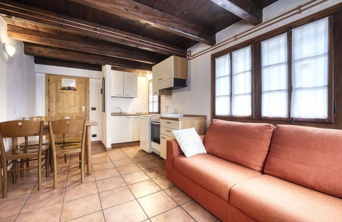 Macugnaga Apartment | Lovely apartment for 6 guests with TV, pets allowed and panoramic view