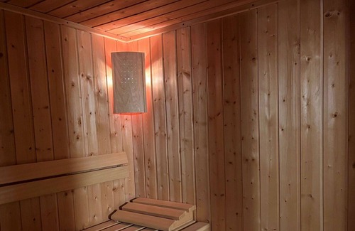 Grosssoelk Apartment | Lovely apartment for 10 guests with hot tub, WIFI, TV, terrace, panoramic view and parking