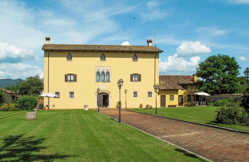 Povoletto House | Lovely apartment in villa for 4 people with WIFI, A/C, pool, TV and terrace