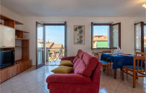 San Costanzo Apartment | Lovely Apartment In San Costanzo