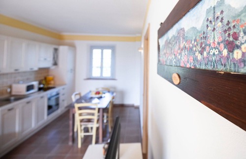 Larciano House | Lovely apartment in villa for 4 guests with pool, WIFI, A/C and TV