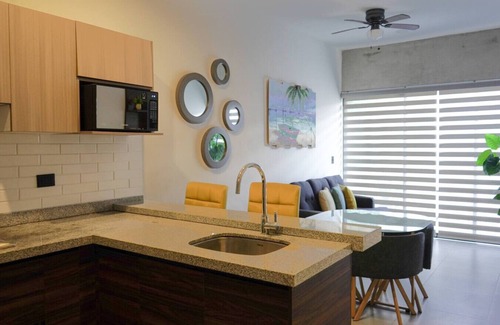 Zona Dorada Apartment | Lovely apartment with pool 4 blocks from the beach