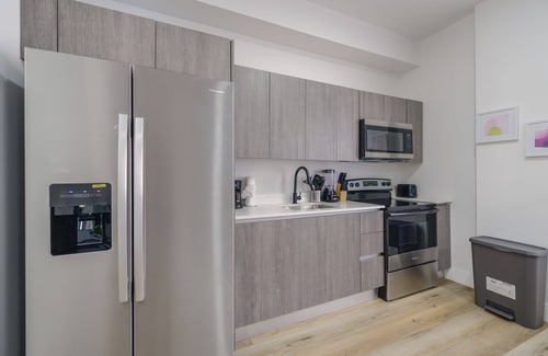 East Little Havana Apartment | Lovely Apt Near Loandepot Park Stadium