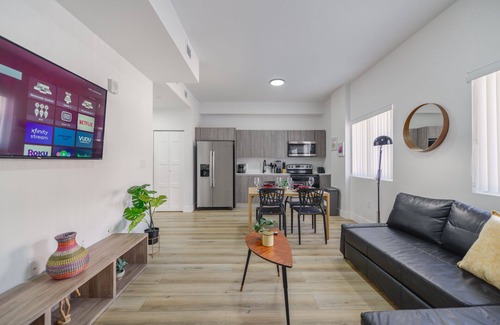 East Little Havana Apartment | Lovely Apt Near Loandepot Park Stadium