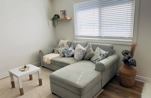 Port Dover Apartment | Lovely Beachside Oasis 2BD Unit in Port Dover
