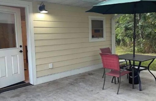Cloquet Apartment | Lovely, country in the “heart of the city” suite 2