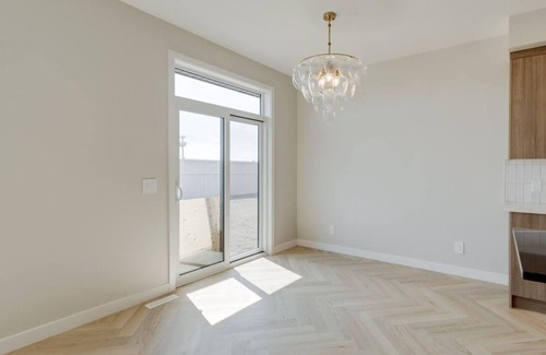 St. Albert House | Lovely Executive Home - Long Stays - Garage Parking - Near WEM