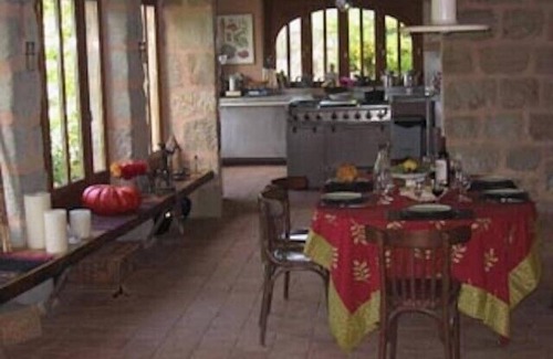 Marcillac-la-Croze Cottage | Lovely Family Home with peaceful garden and heated private pool