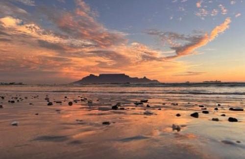 Blouberg Rise Apartment | Lovely Garden Studio 2 - 10 minute walk to beach