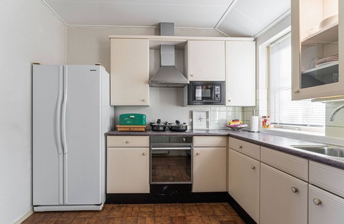 Bad Nieuweschans House | Lovely holiday home from 1761 with contemporary comfort.