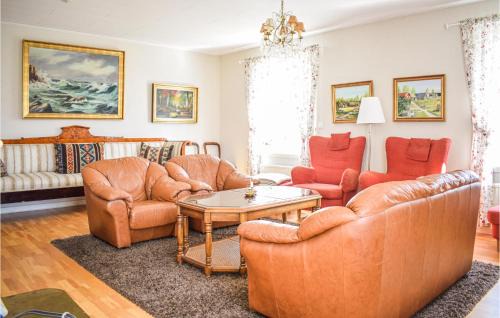 Aryd House | Lovely Home In Åryd With Kitchen