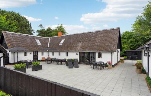 Nykobing Sjaelland House | Lovely Home In Nykøbing Sj With Kitchen