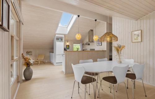 Dronningmolle House | Lovely Home In Dronningmølle With Wifi