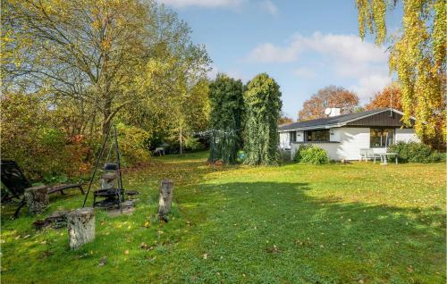 Farvang House | Lovely Home In Fårvang With Wifi