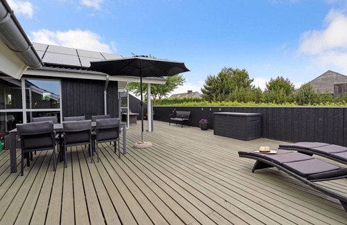 Flovt Strand House | Lovely home in Haderslev with sauna