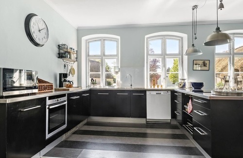 Arø House | Lovely home in Haderslev with kitchen