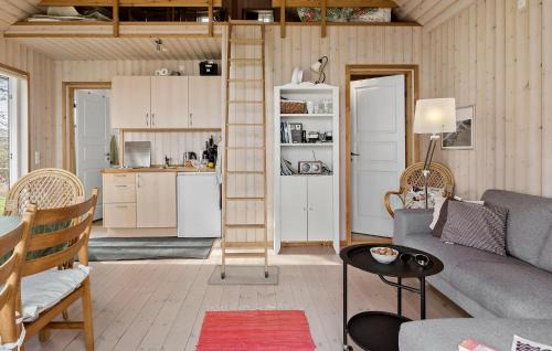 Idestrup House | Lovely Home In Idestrup With Kitchen