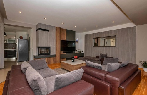 Imotski House | Lovely home in Imotski with sauna