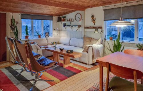 Kallby House | Lovely Home In Lidköping With Wifi