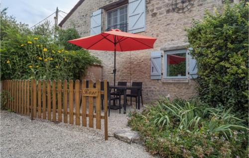 Nanclars House | Lovely Home In Nanclars With Kitchen