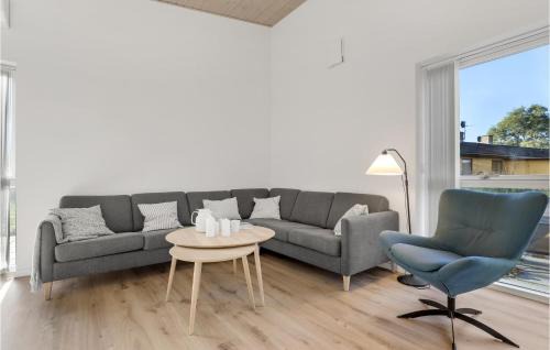 Snogebaek House | Lovely Home In Nexø With Wifi