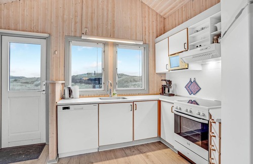 Houvig House | Lovely home in Ringkøbing with kitchen