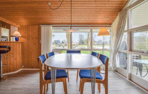 Langeland Municipality House | Lovely Home In Rudkøbing With Kitchen