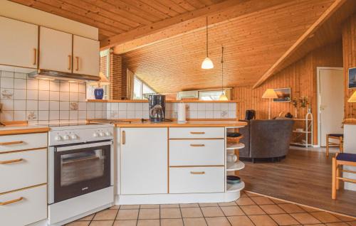 Langeland Municipality House | Lovely Home In Rudkøbing With Kitchen