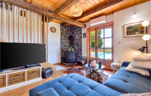 Kapela House | Lovely Home In Starcevljani