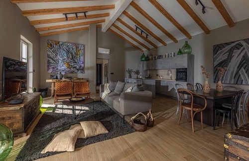 Kringa House | Lovely home in Tinjan