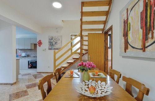 Tuhelj House | Lovely home in Tuhelj with sauna