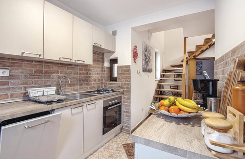 Tuhelj House | Lovely home in Tuhelj with sauna