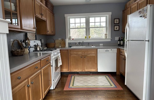 Winchester House | Lovely lakeside house in peaceful, private setting amid New England's delights