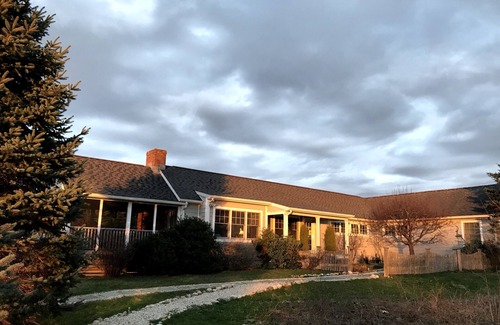 Winchester House | Lovely lakeside house in peaceful, private setting amid New England's delights