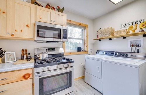 Hixton House | Lovely Rural Hixton Farmhouse w/Porch & Fire Pit!