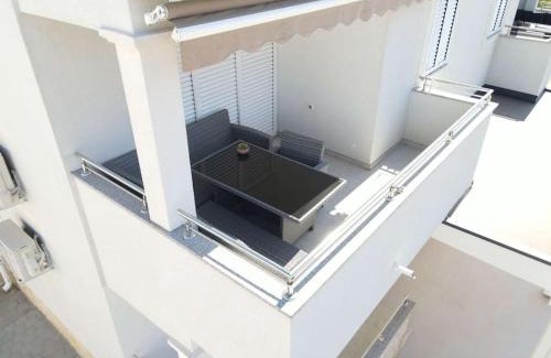 Privlaka Apartment | Lovely Seaside Flat