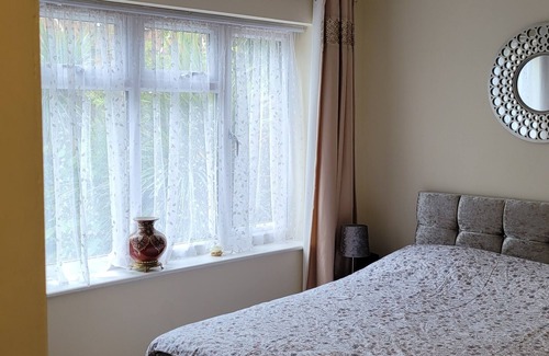 Reading House | Lovely Studio in Town Centre