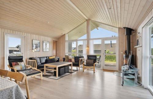 Flovt Strand House | Lovely Summer House In Haderslev