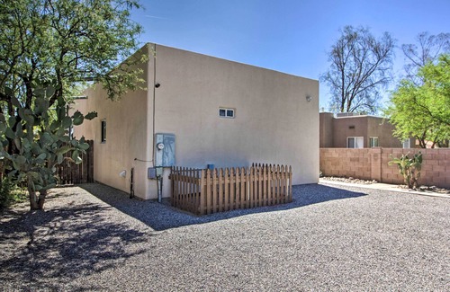 Vista Del Monte Cottage | Lovely Tucson Casita w/Gas Grill + Mtn Views